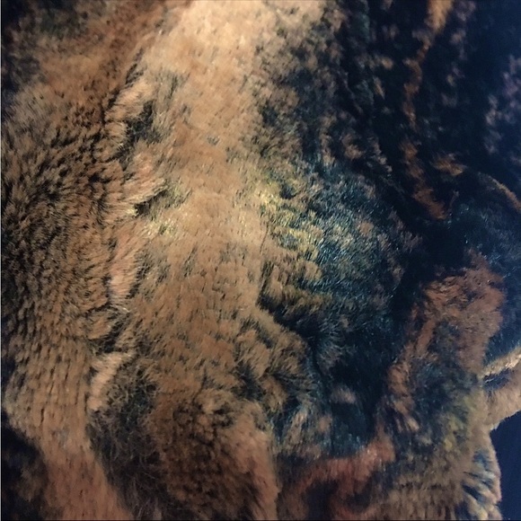 ST. JOHN BLACK LEATHER AND 80% WOOL JACKET - Picture 6 of 13